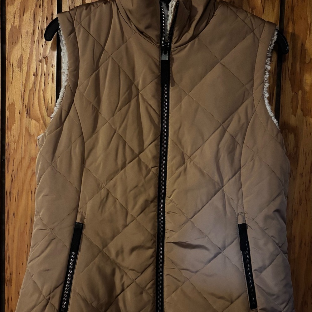 Free Country Brown Quilted zip up Vest